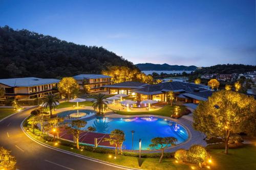 voco ningbo dongqian lake by ihg