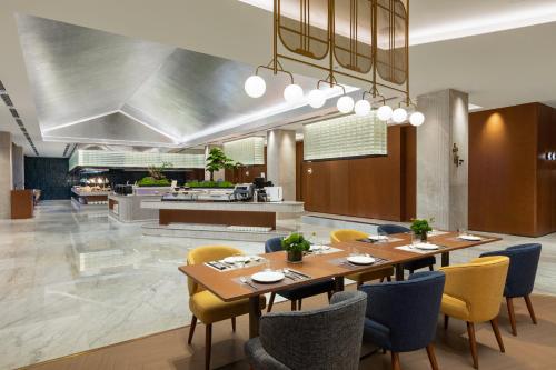 voco ningbo dongqian lake by ihg