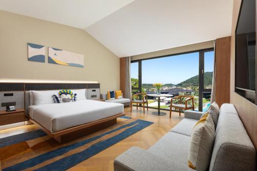 voco ningbo dongqian lake by ihg