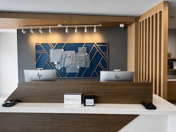 holiday inn express and suites lexington south by ihg