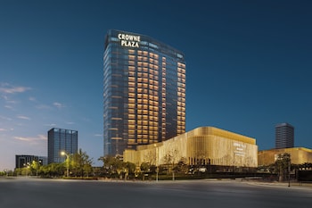 crowne plaza shaoxing binhai new area by ihg