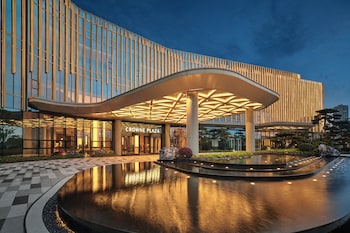 crowne plaza shaoxing binhai new area by ihg