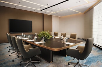 crowne plaza shaoxing binhai new area by ihg