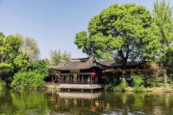 crowne plaza shaoxing binhai new area by ihg