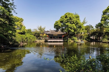 crowne plaza shaoxing binhai new area by ihg
