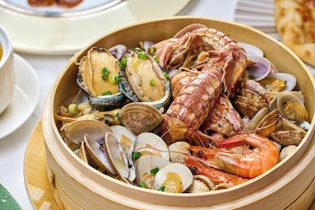 crowne plaza shaoxing binhai new area by ihg