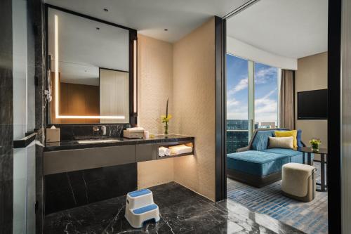 crowne plaza shaoxing binhai new area by ihg