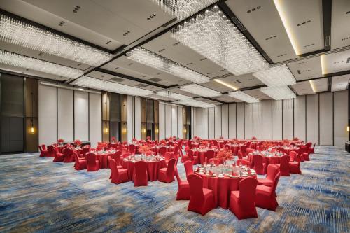 crowne plaza shaoxing binhai new area by ihg