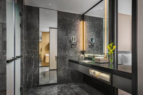 crowne plaza shaoxing binhai new area by ihg