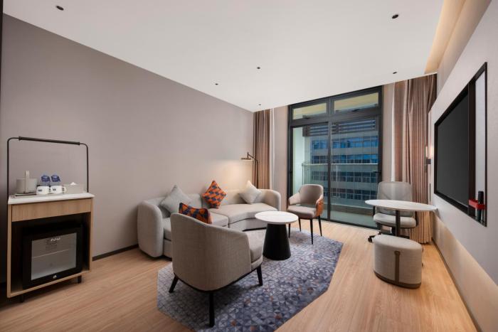holiday inn express shenzhen baolong metro station by ihg