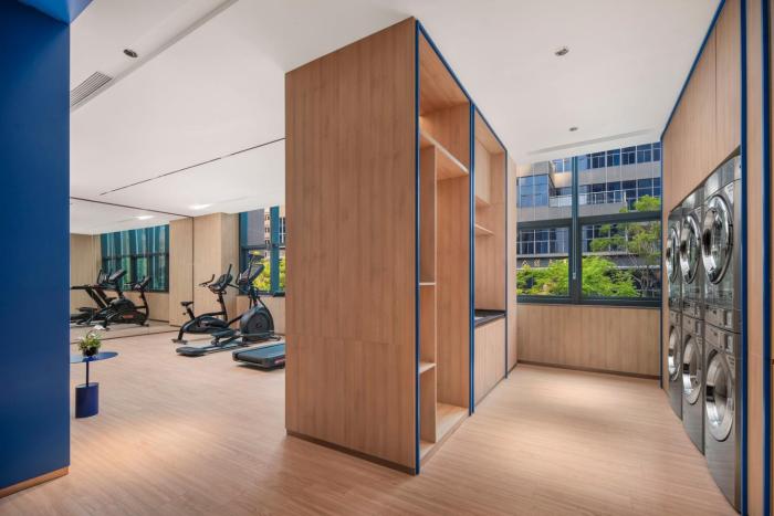 holiday inn express shenzhen baolong metro station by ihg