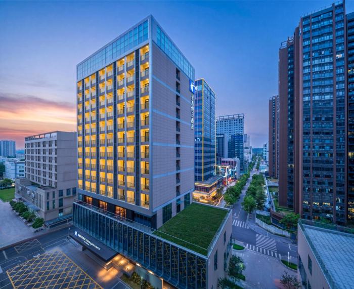 holiday inn express shenzhen baolong metro station by ihg