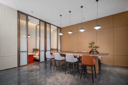 holiday inn express shenzhen baolong metro station by ihg