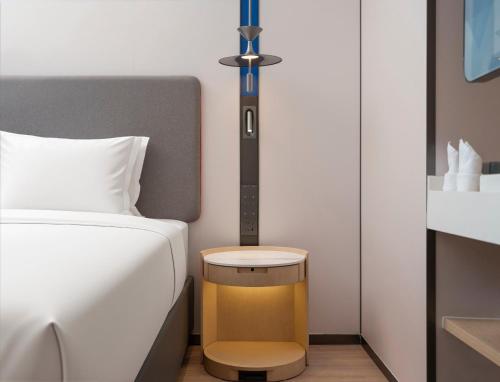 holiday inn express shenzhen baolong metro station by ihg