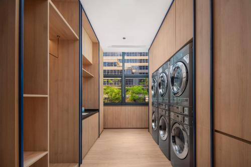 holiday inn express shenzhen baolong metro station by ihg