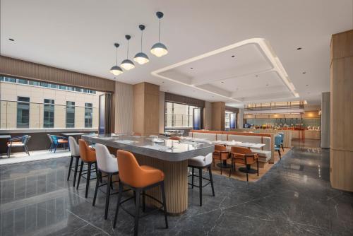 holiday inn express shenzhen baolong metro station by ihg