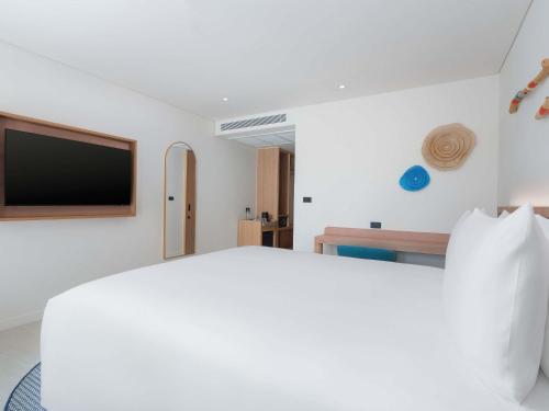 ibis styles phuket bangtao