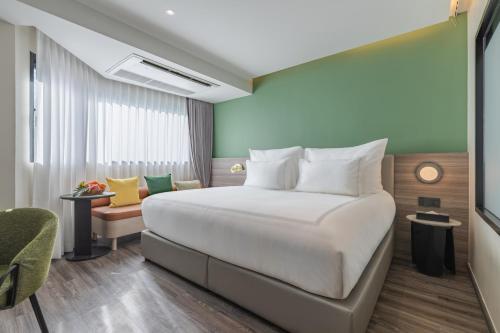 the akyra bangkok 11