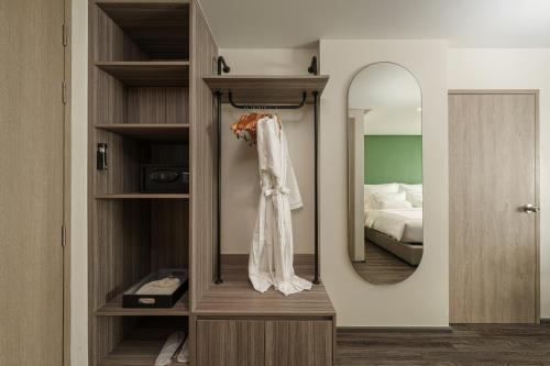 the akyra bangkok 11