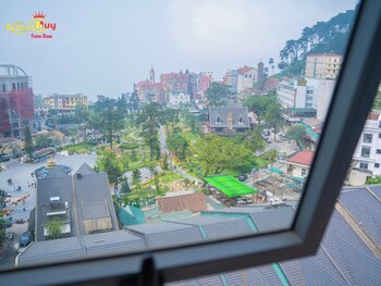 genuss tam dao