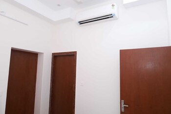hotel mahadev residency jaisalmer