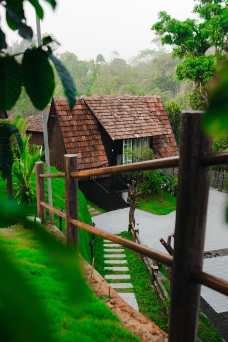 wood panda luxury resort wayanad