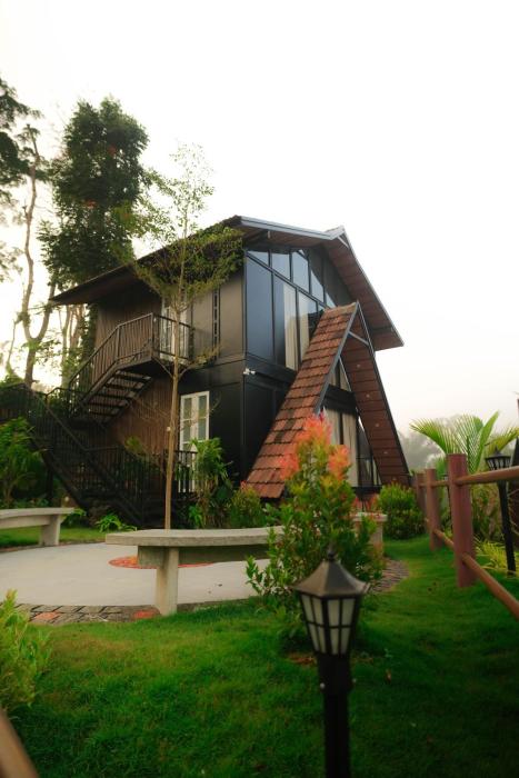 wood panda luxury resort wayanad