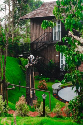 wood panda luxury resort wayanad
