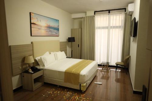 Tateno Royal Hotel,,3 star