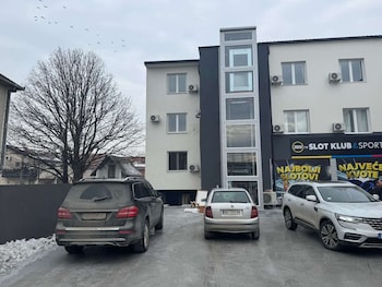 sky vista hotel