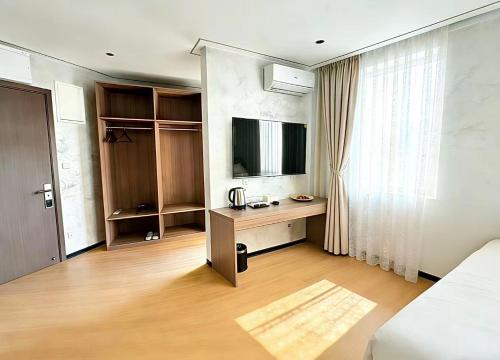 sky vista hotel