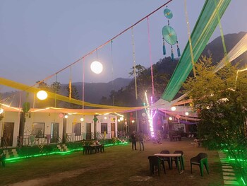 velvet valley resort