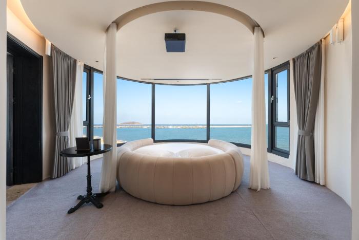 bay four seasons castle hotel