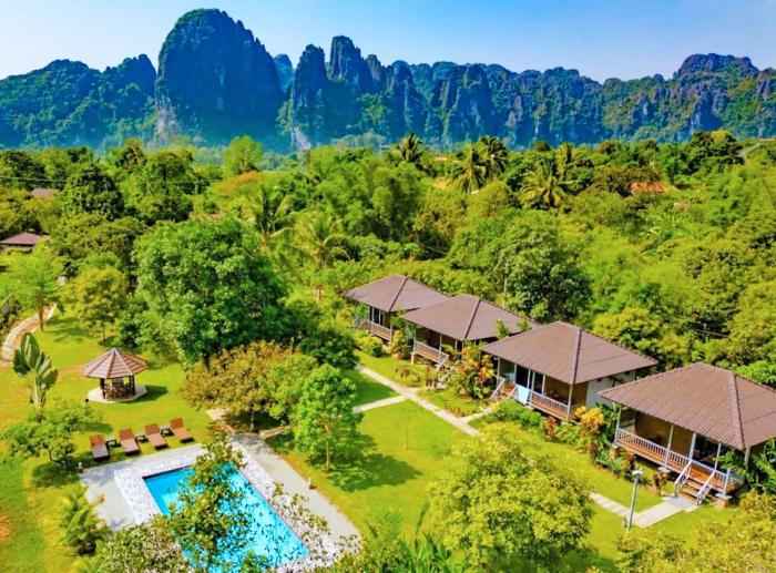 handv bungalow vangvieng
