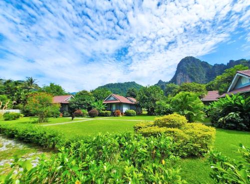 handv bungalow vangvieng