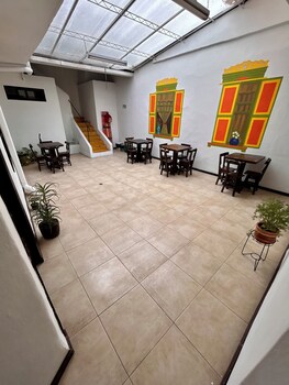 Hotel Santa Marta's,,3 star
