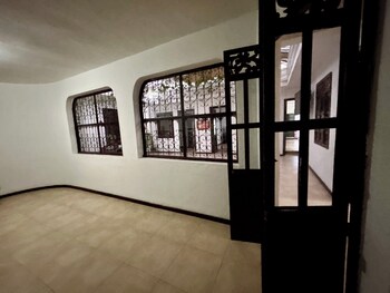 Hotel Santa Marta's,,3 star