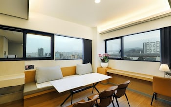 hotel brown dot dongducheon central station