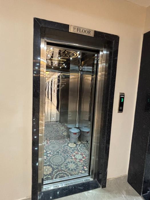 hotel shri ram legacy