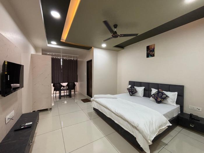 hotel shri ram legacy