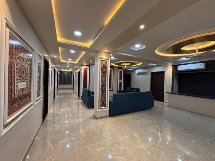 hotel shri ram legacy