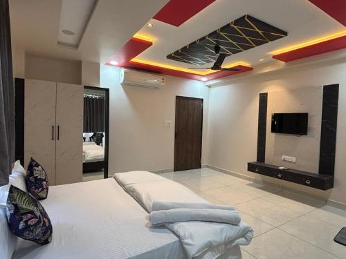 hotel shri ram legacy