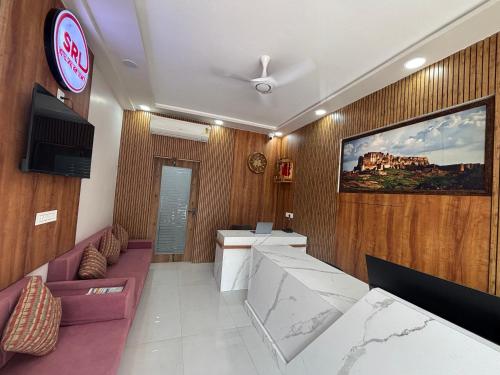hotel shri ram legacy
