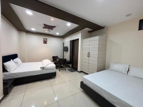 hotel shri ram legacy