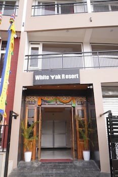 white yak resort
