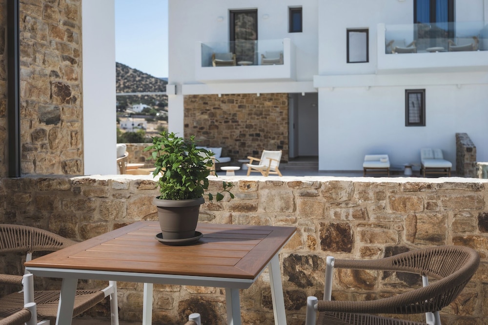 naxos
