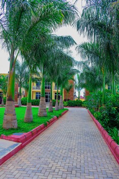 the residence hotel dodoma