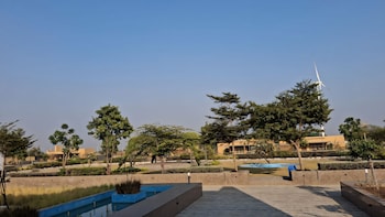 Rosastays Kutch,,3 star