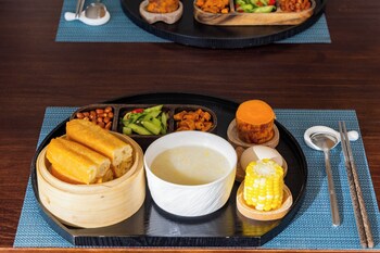 lijiang fog gallery hotel