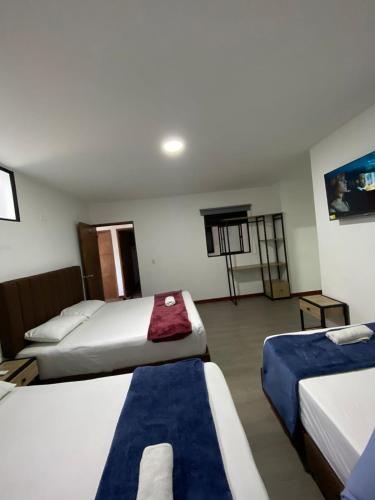 hotel gallery by 70
